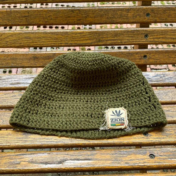 Zion rootswear green toboggan skull cap knitted beanie hat - Picture 2 of 8